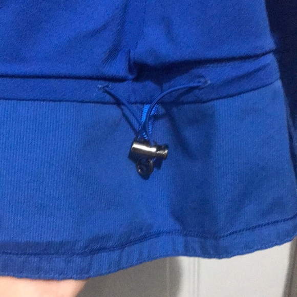 Lulu lemon jacket size 8 - Picture 6 of 6